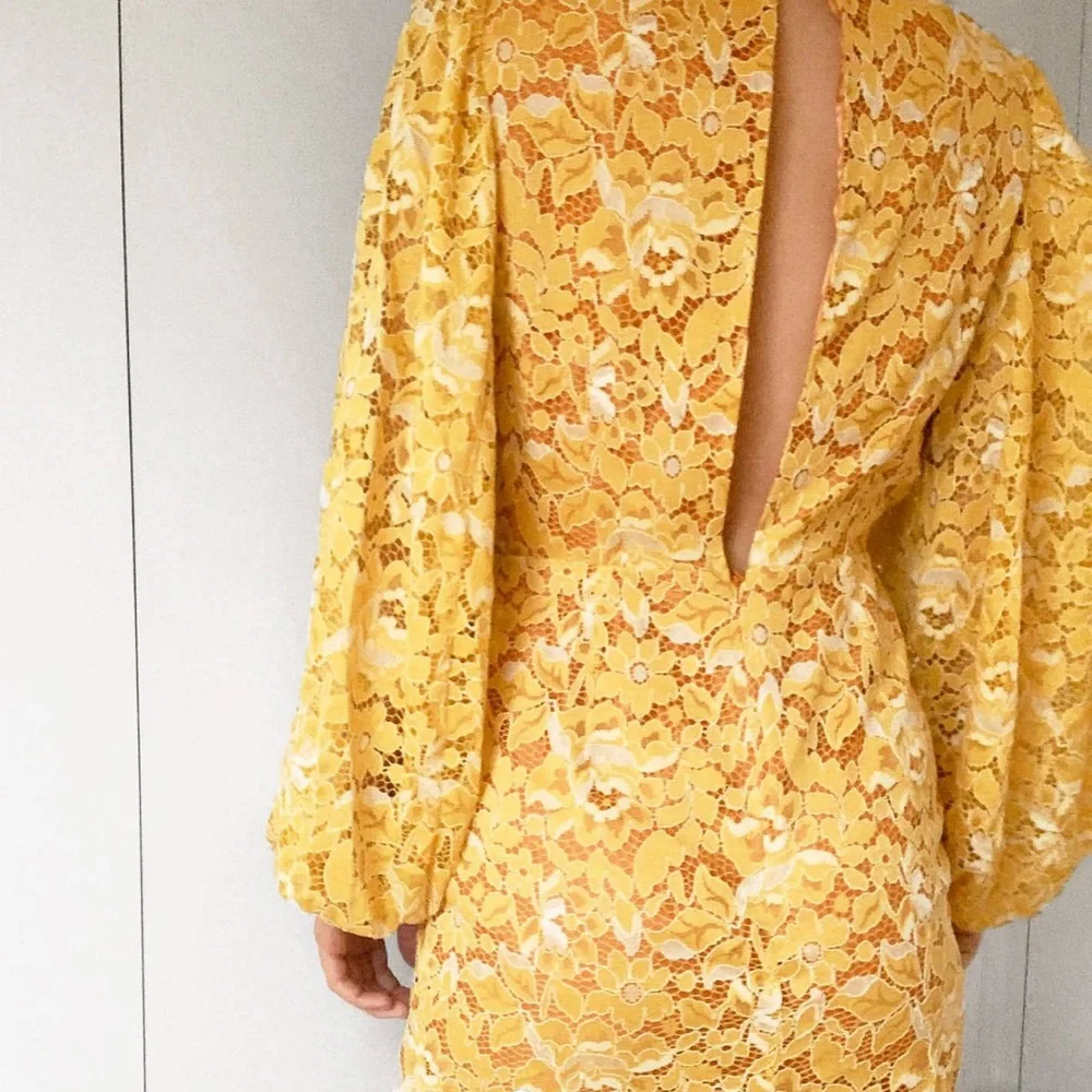 Dress - Picture 2 of 7